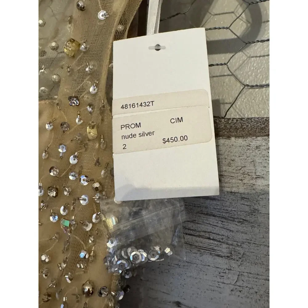 Mac Duggal Prom Formal Homecoming Nude Silver Size 2 NWT - Picture 6 of 10